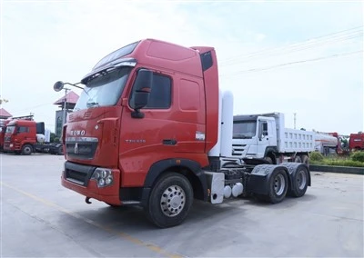 Trattur użat Howo 6x4 Tractor Truck 10 Roti CNG LNG Tractor Tractor Liga tal-Metall Kostruzzjoni tal-Karozza tal-Karozza tat-Trakk